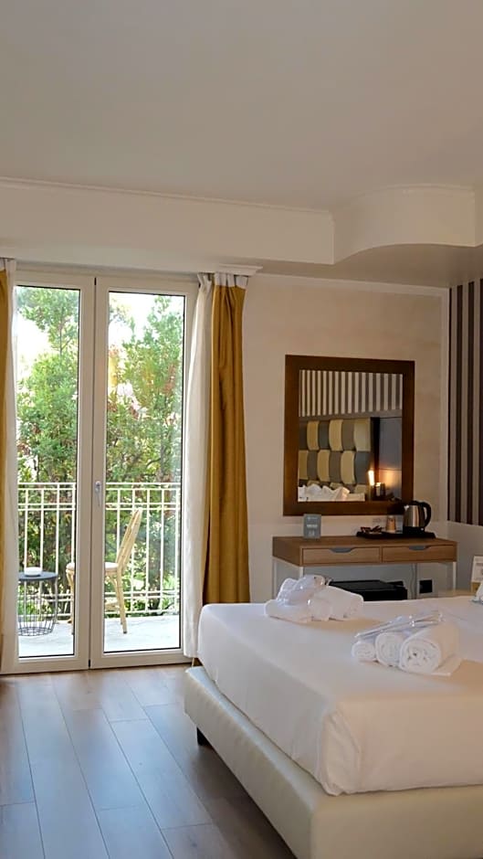 JR Resort Logos Forte dei Marmi