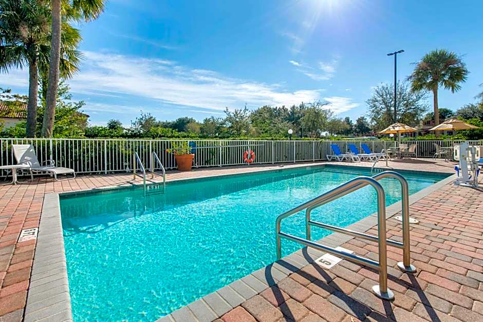 Comfort Inn & Suites Tavares North