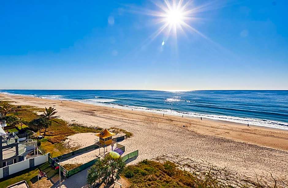 Albatross North Apartments