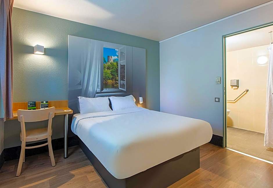 B&B HOTEL CHATEAUROUX Aéroport