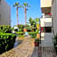 Senator Hotel Apartments