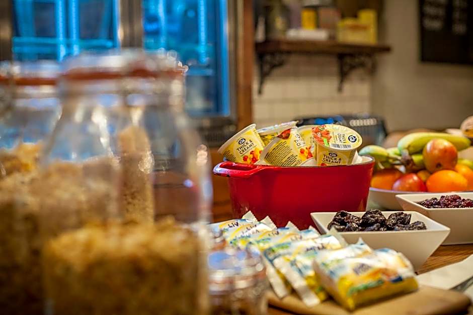 The Sheep on Sheep Street Hotel