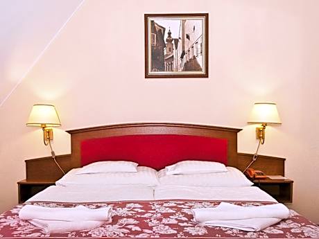 Triple Room Air Conditioning