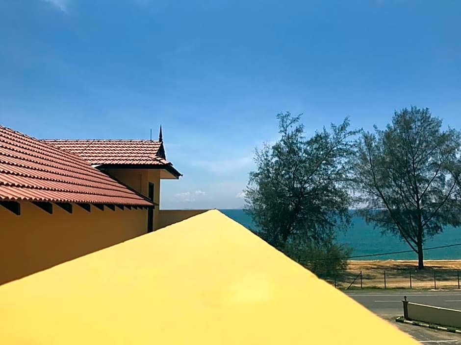 Teluk Lipat Seaview Inn