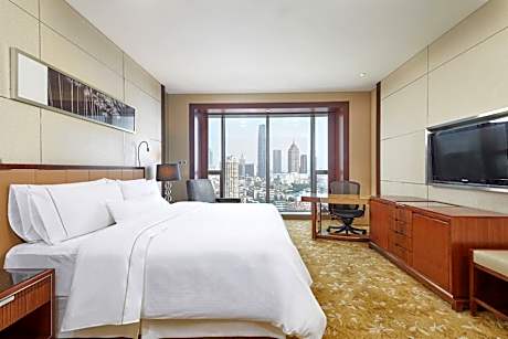 Westin Deluxe King Bed Room