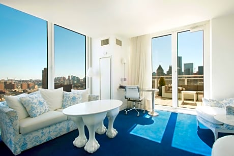 NOMO, SUITE, BALCONY Room Only