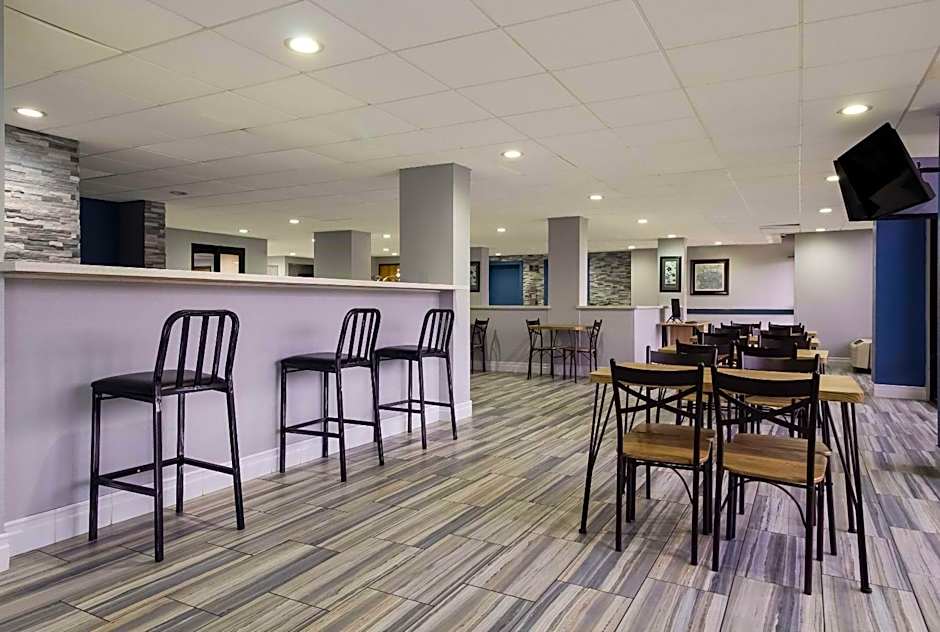 Quality Inn Houston East I-10