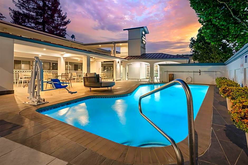 Best Western Plus Riviera