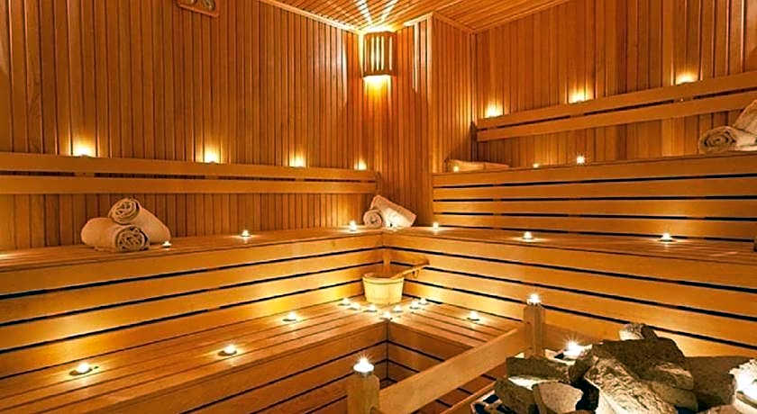 Maia Luxury Beach Hotel