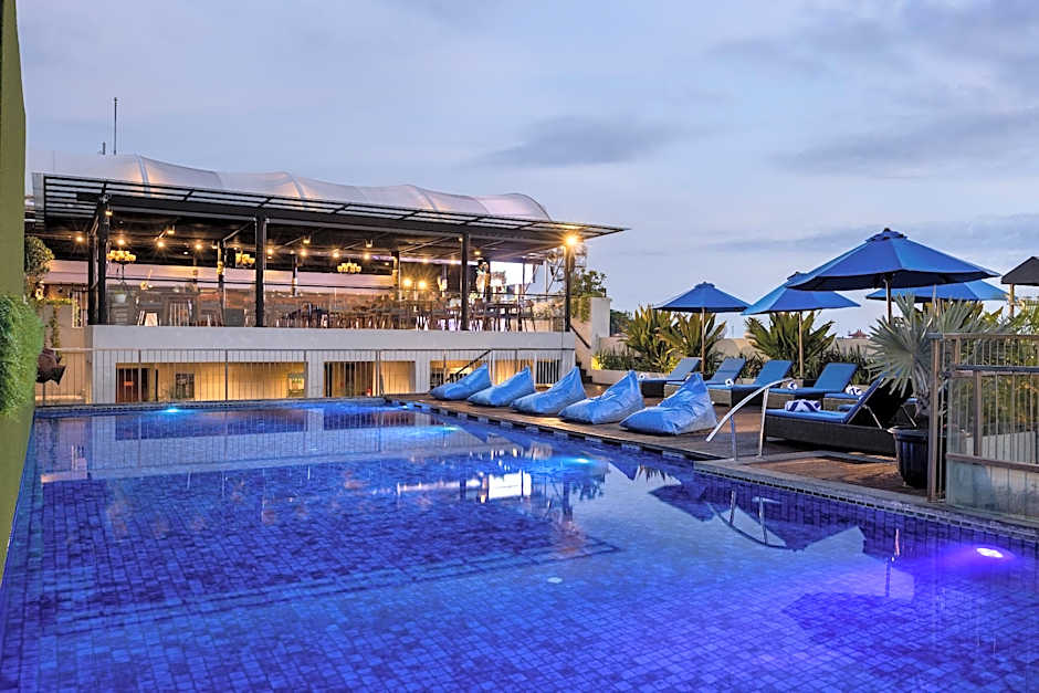 J4 Hotels Legian