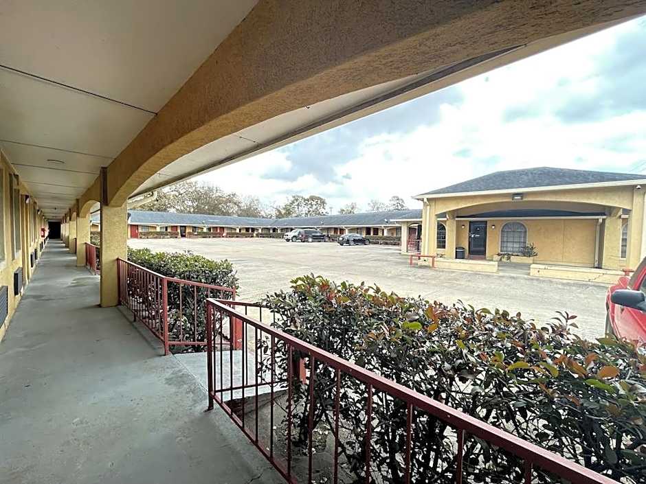 Parkway Inn Channelview