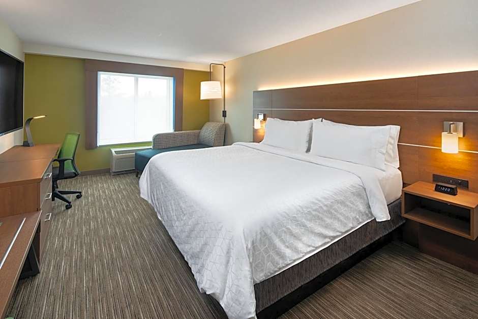 Holiday Inn Express & Suites Halifax Airport By IHG