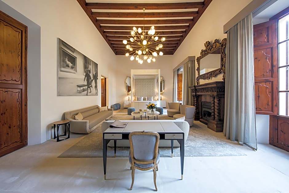 Palacio Can Marques by Puro