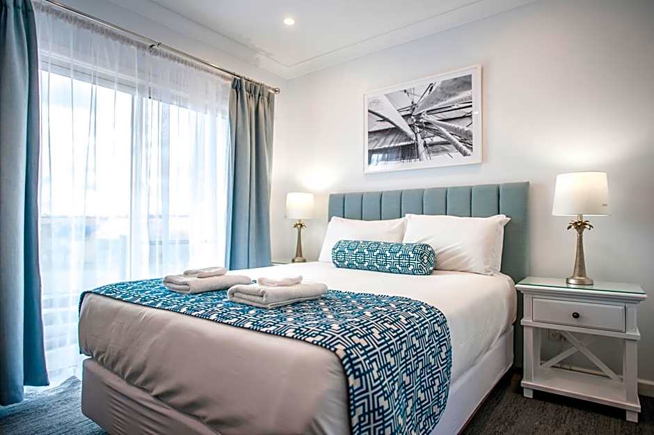 Marina Hotel and Apartments