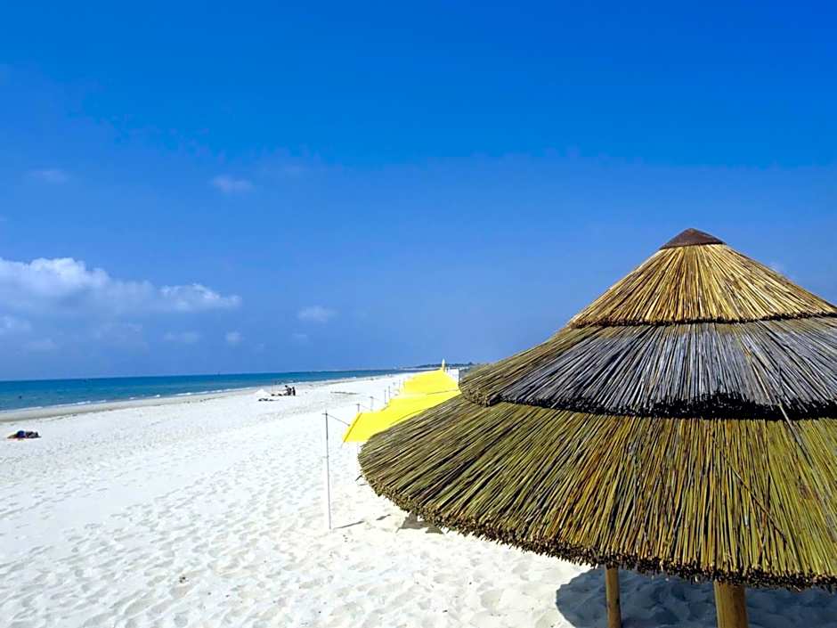 Golden Club Cabanas