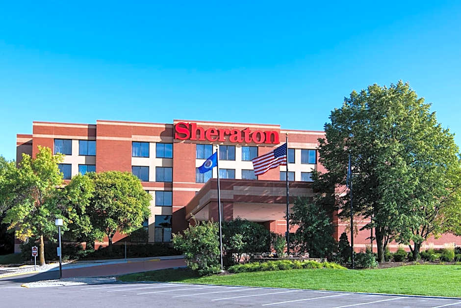 Sheraton Minneapolis West Hotel