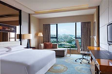 Guest room, 1 King, Garden view