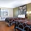 Super 8 by Wyndham Livingston