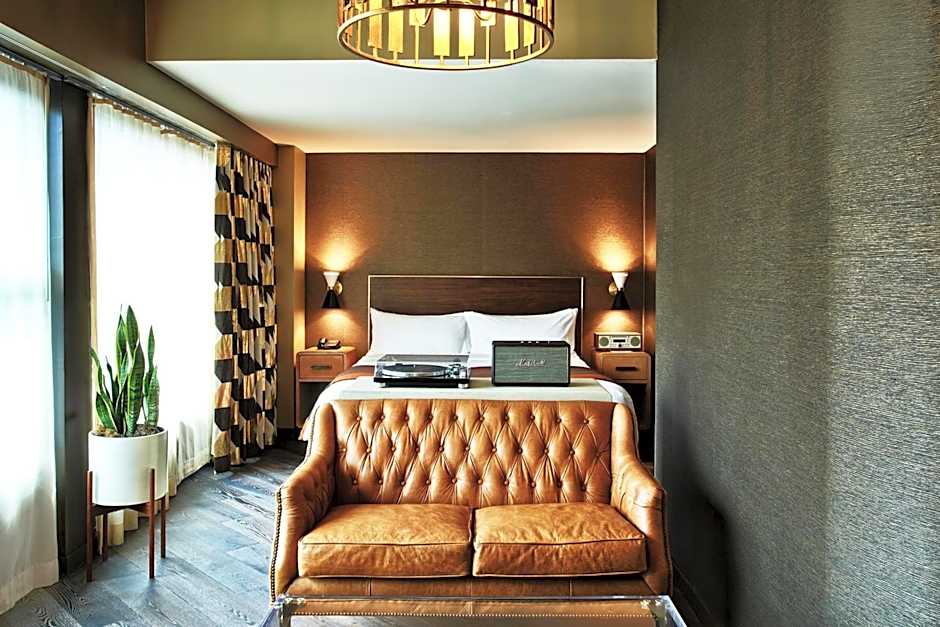 The Roxy Hotel Tribeca