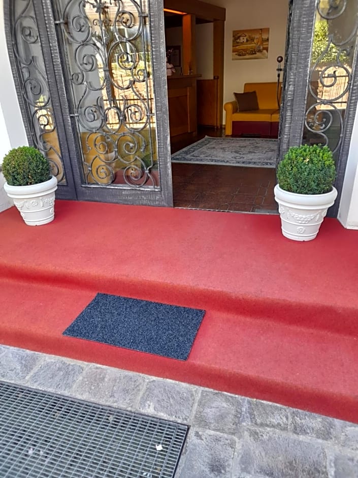 Pension an der Mayenburg