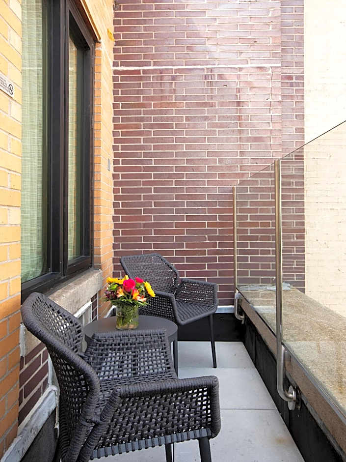 Broadway Plaza Hotel