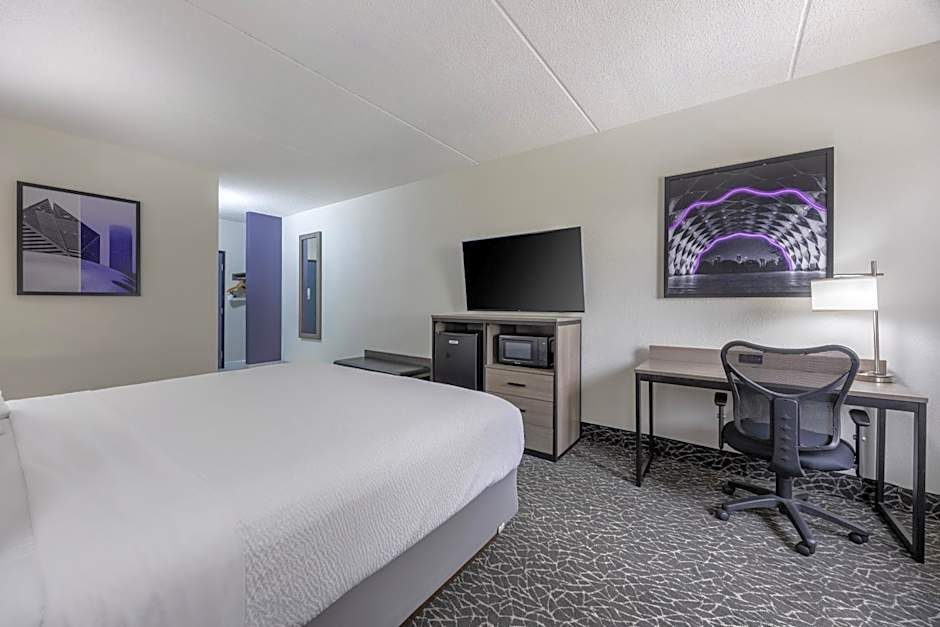 Best Western Bolingbrook Hotel