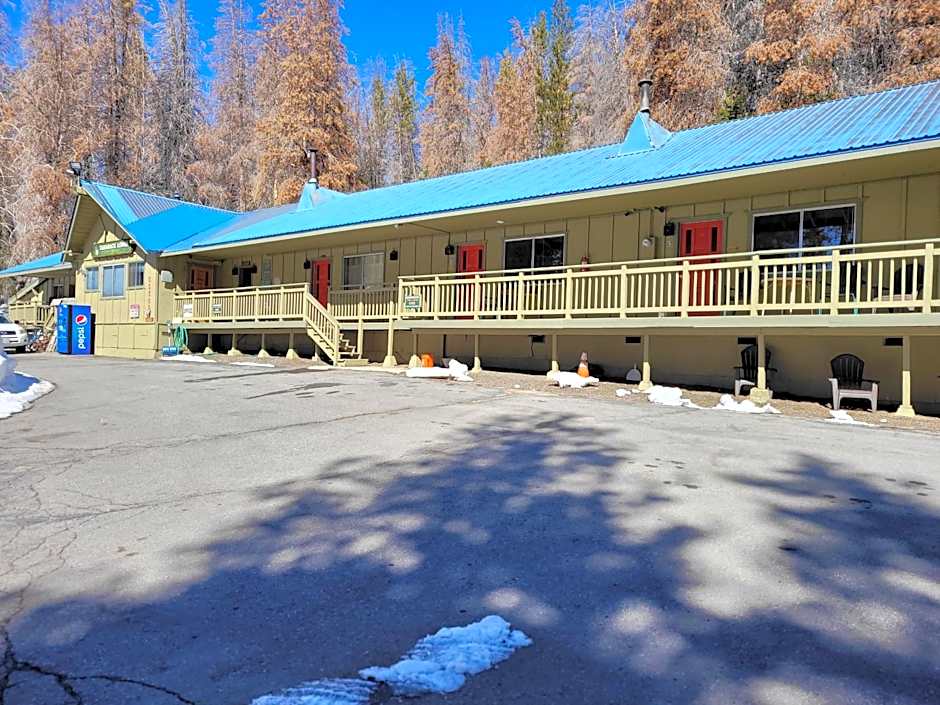 The Tamarack Lodge