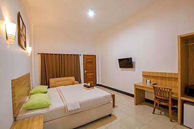 Central Inn Senggigi