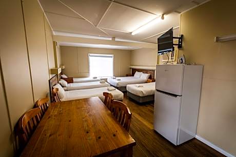 Family Room for 6