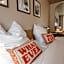 Hotel Lux