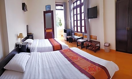 Twin Room with Balcony