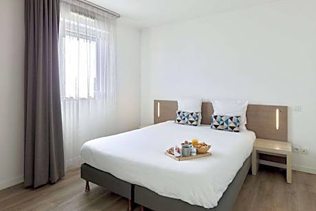 Comfort Aparthotel Versailles, St Cyr l'Ecole