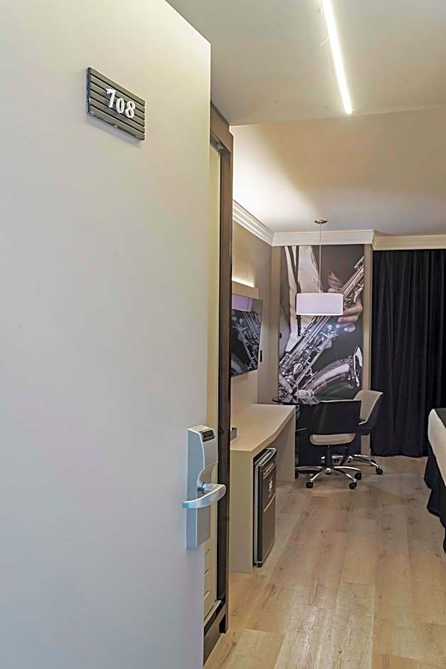 FULL JAZZ by Slaviero Hoteis