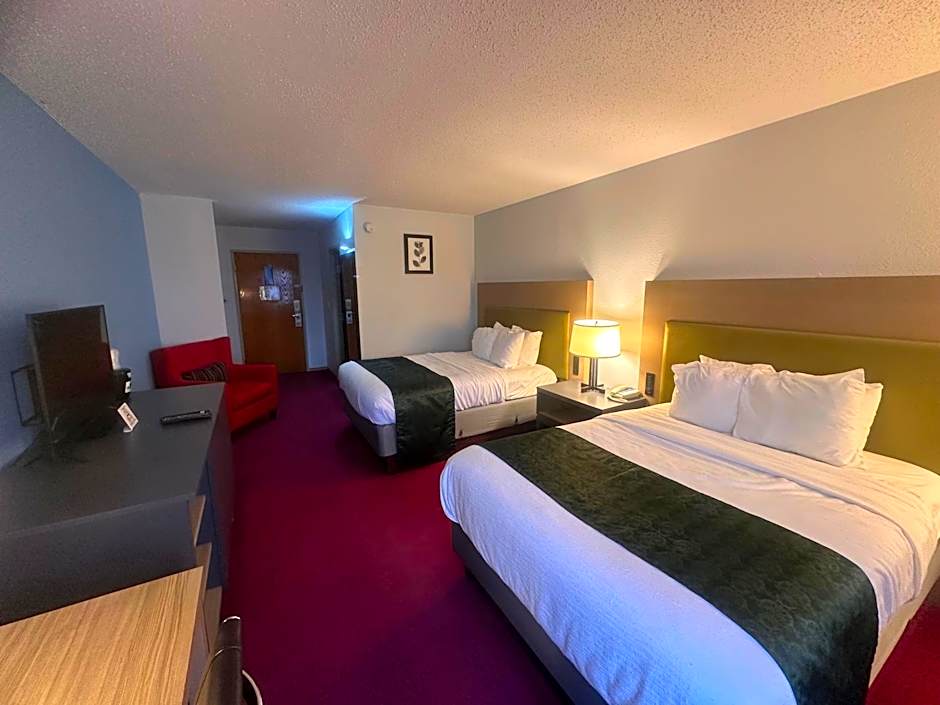 Pictured Rocks Inn and Suites