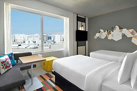 2 Bedroom Family Suite, Bedroom 1: 1 King, and 2 Twin, Bedroom 2:, City view, High floor