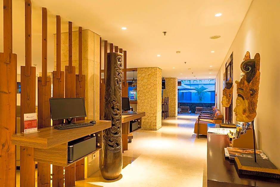 D'Primahotel Petitenget Seminyak