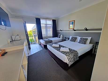 Standard Twin Room (Located upstairs)