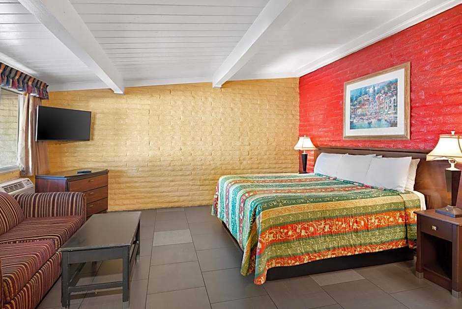 Foto 1 di 5 di Standard 1 King Bed