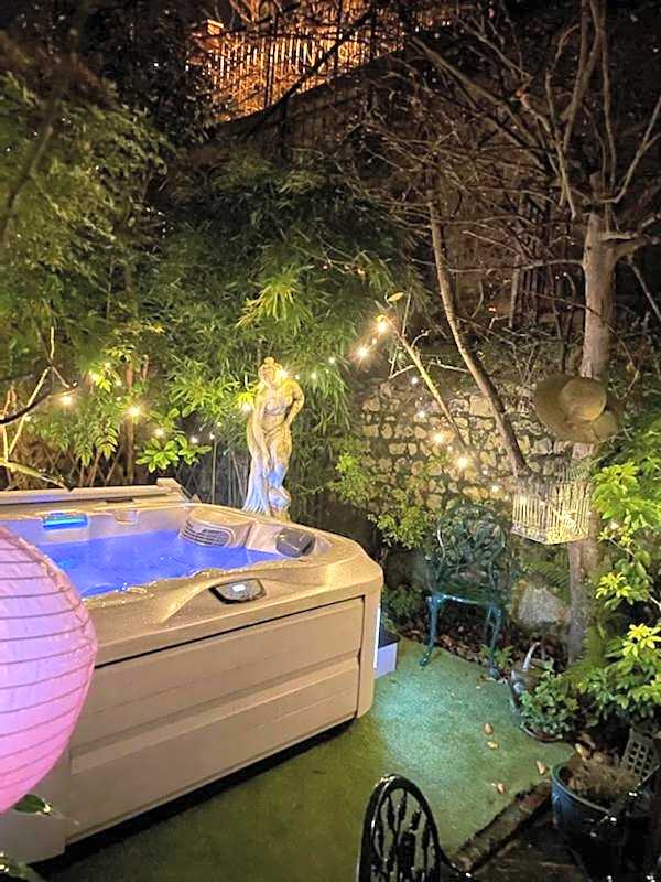 Lamaison du phare honfleur chambres d'hotes et jacuzzi privé