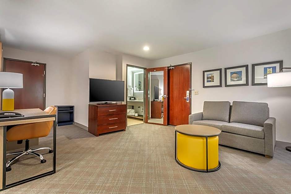 Comfort Suites Downtown Sacramento