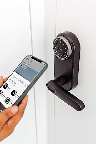 Delux Family Studio with Kitchenette and Balcony