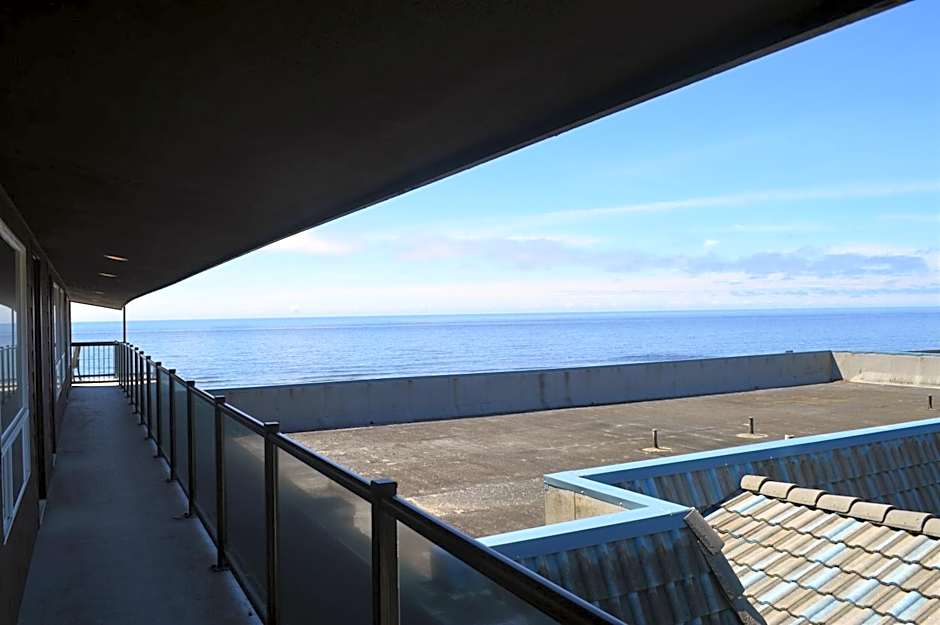 Beachfront Manor