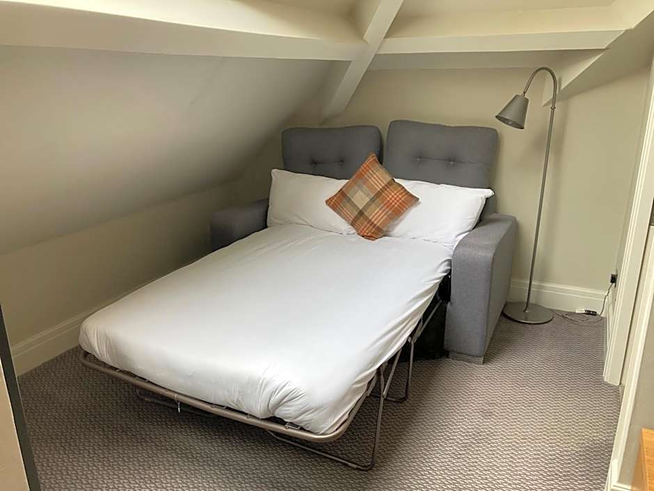 The Cross-Keys Hotel