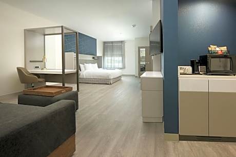 King Suite with Sofa Bed