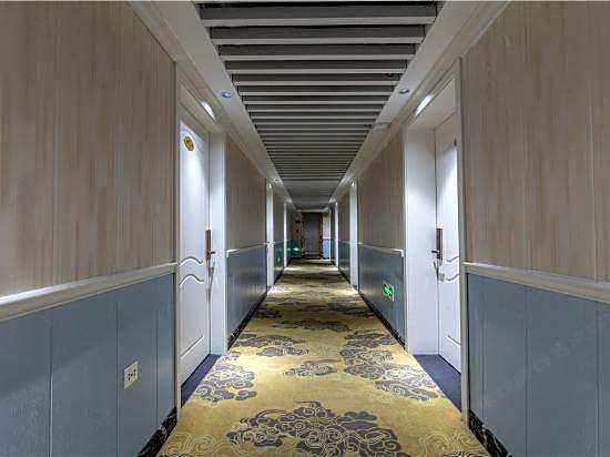 yisuqingju Hotel