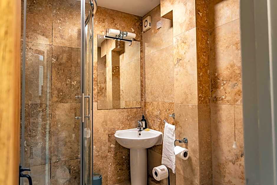 The Green Dragon at Hardraw