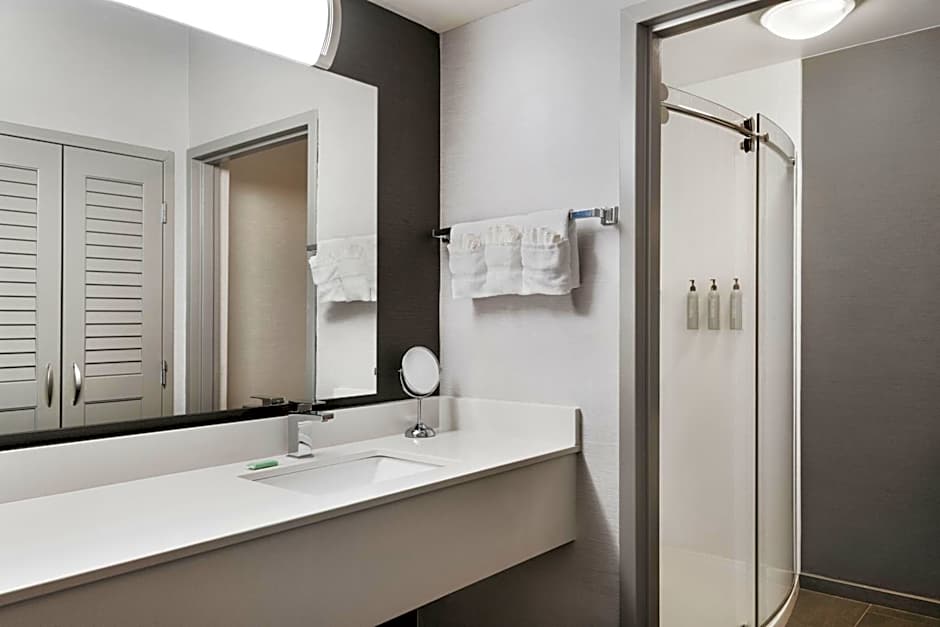 Courtyard by Marriott Burlington