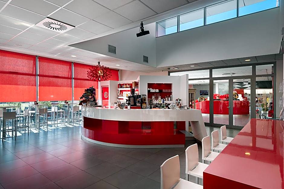 Hotel Maranello Village