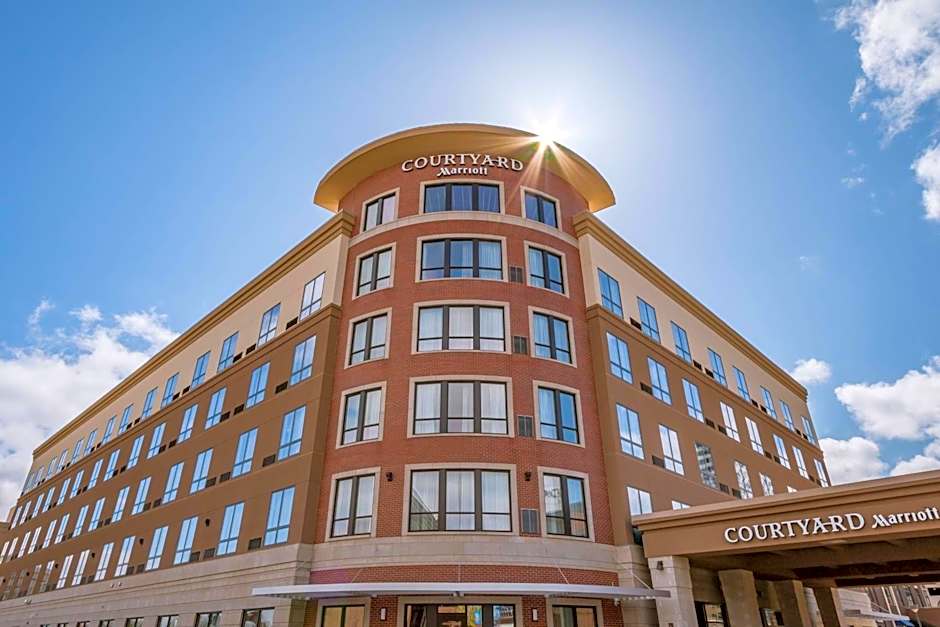 Courtyard by Marriott South Bend Downtown