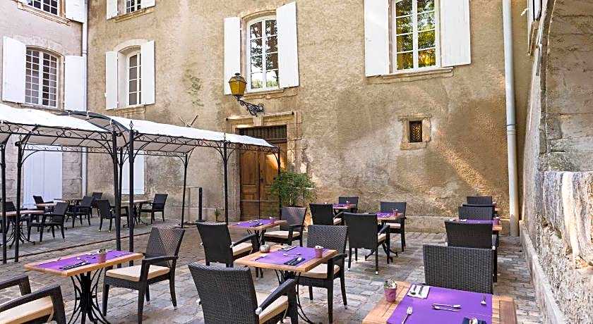 Moulin de Vernegues Hotel